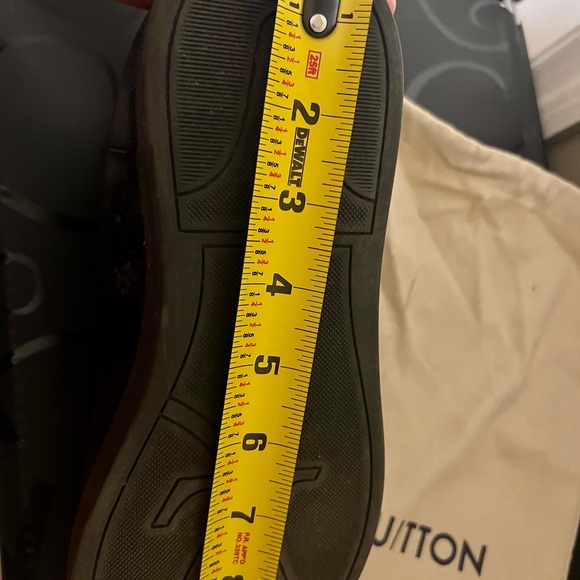 Mens Authentic Louis Vuitton high top sneakers - Picture 10 of 11